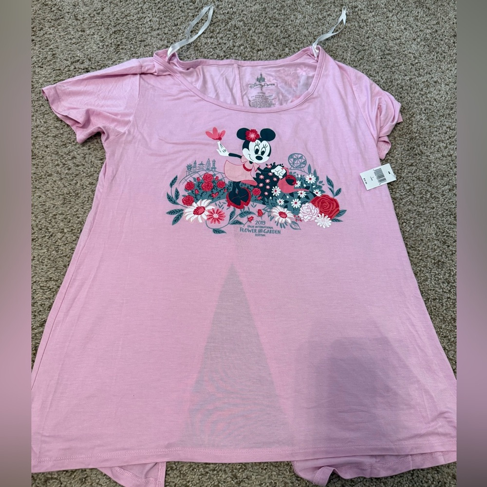 {DISNEY} Minnie Mouse Open Back T-Shirt
